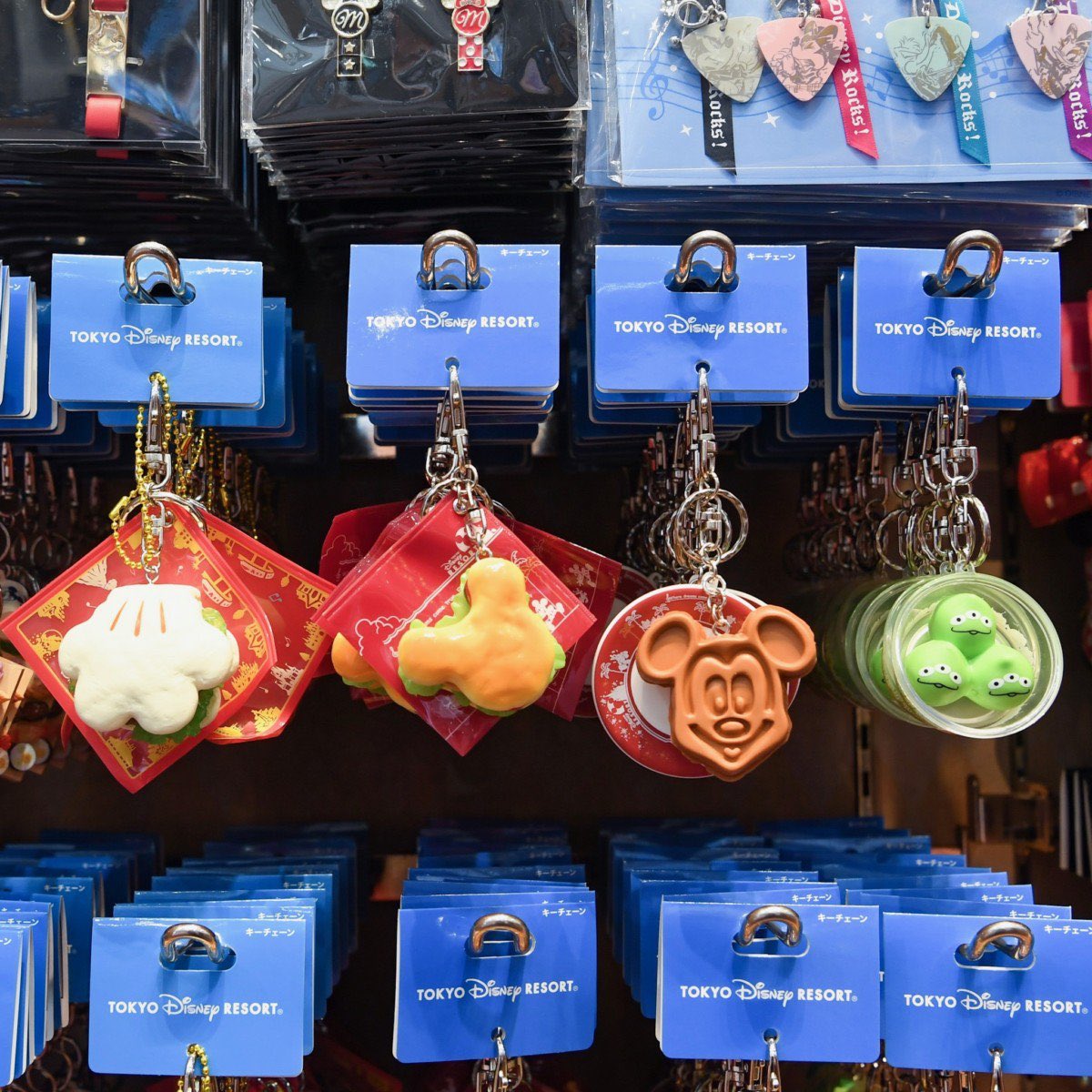 ミッキーワッフルやリトルグリーンまんを再現！ 東京ディズニー