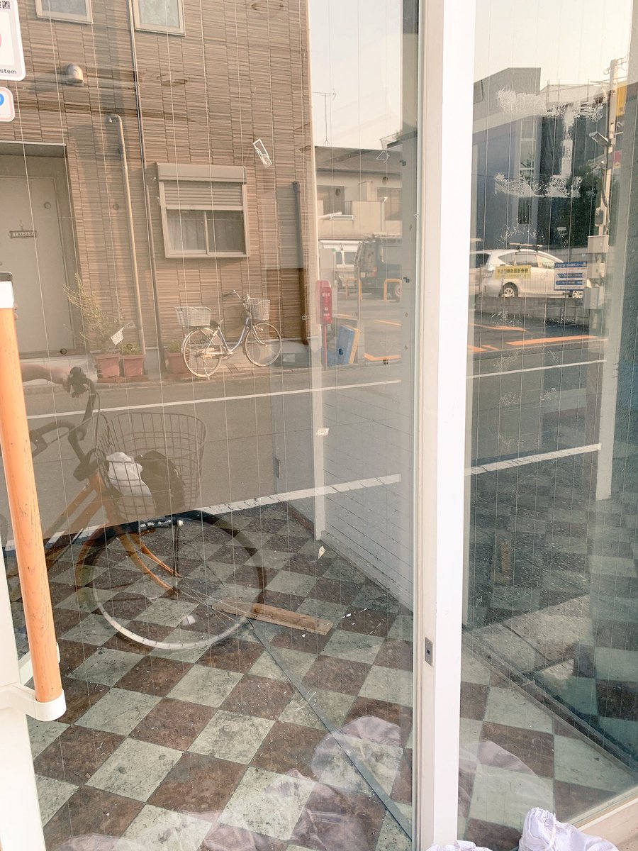 2時間くらいチャリ漕いで仮面ライダー555の「西洋洗濯舗菊池」のロケ地