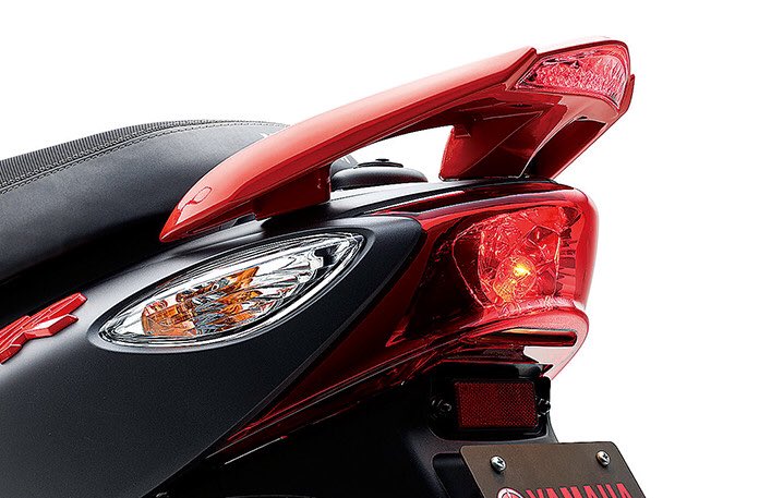 原付の日 ジョグZRのリアスポイラーのツンっとした感じがなんだか好き