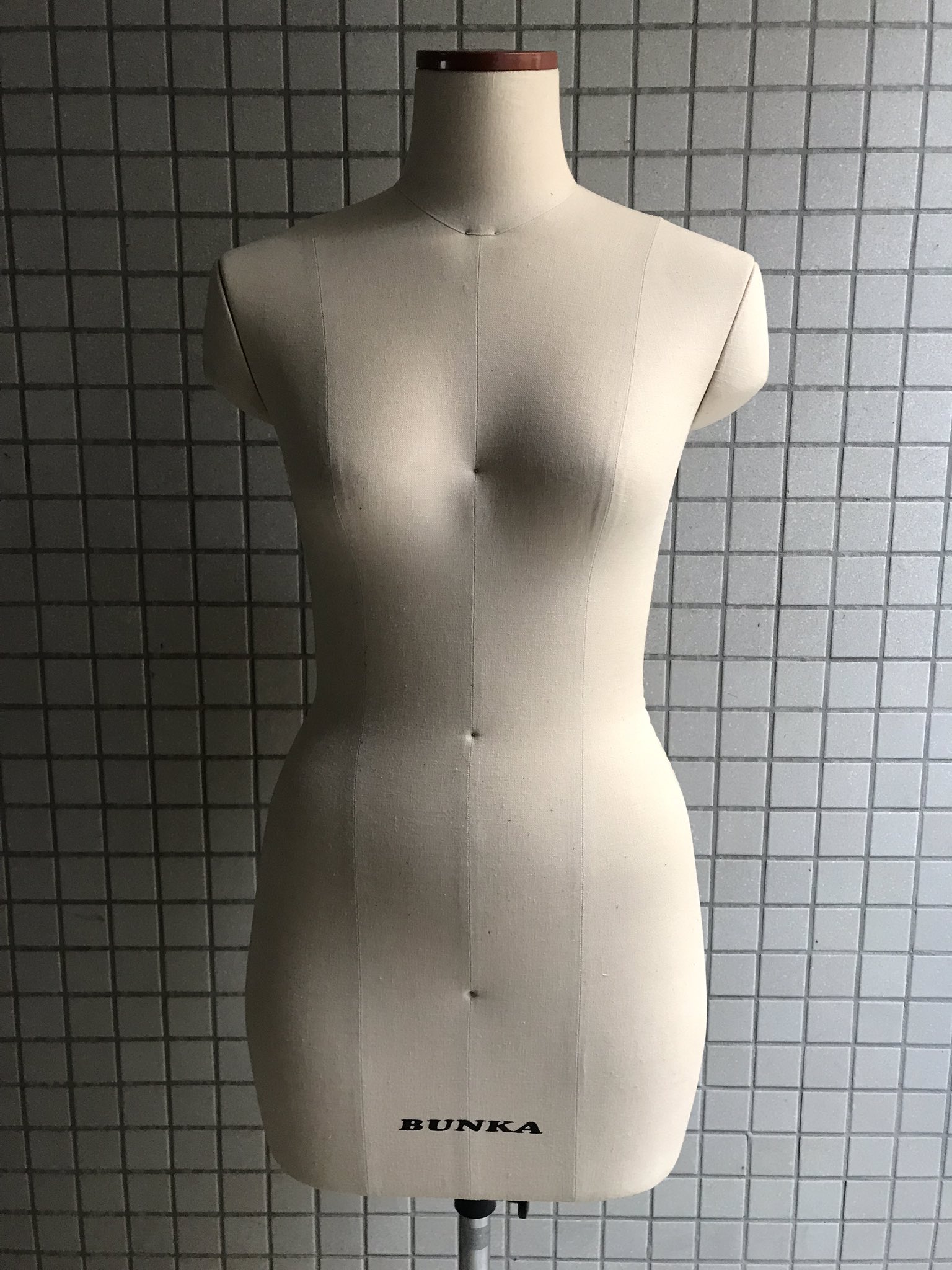 BUNKA 新文化ヌードボディ トルソー 9号マネキン-玄人志向 RTX3060Ti