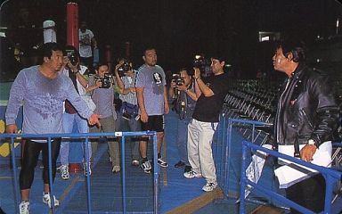 長州力 vs 大仁田厚 17年前の今日 横浜アリーナにて、長州力が現役復帰