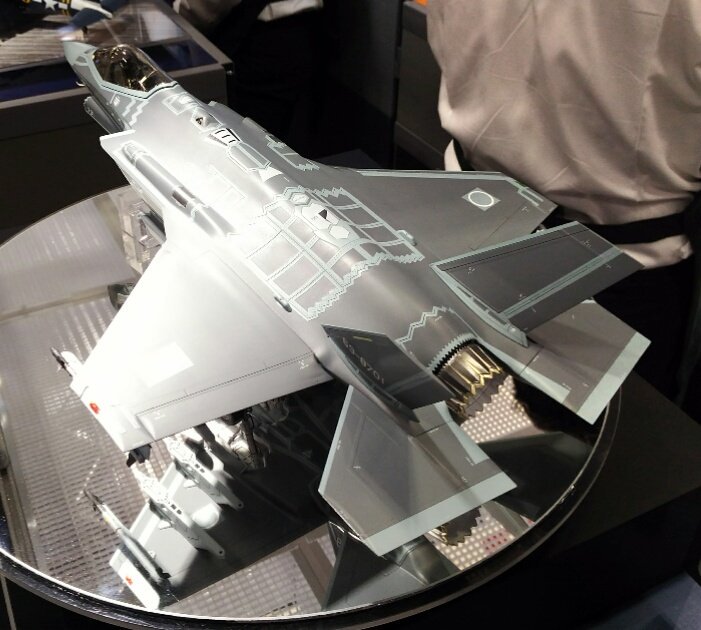 新製品】 イタレリ1/32 F-35AライトニングII （航空自衛隊マーク付き