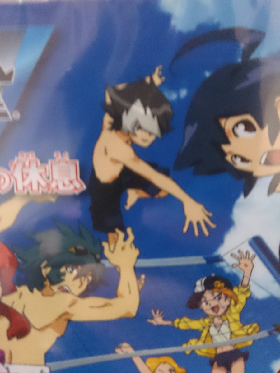 今年最後の宣伝させてください！！！！！ダンボール戦機をよろしく