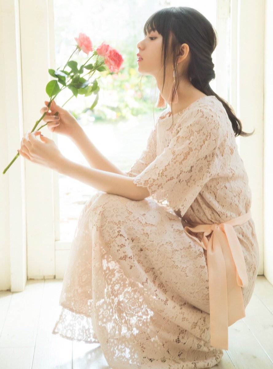 乃木坂46 生写真　白ワンピース　齋藤飛鳥