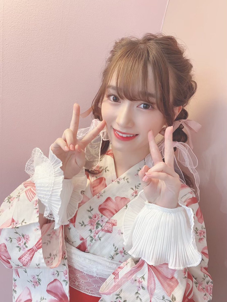 櫻坂46 守屋麗奈ちゃんのオフショットをお届け🤍ブログで、LARMEを