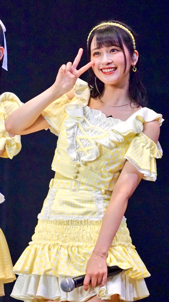 RT @SasakiMie: 【既視感ある】新曲『ウィークエンドシトロン』の衣装