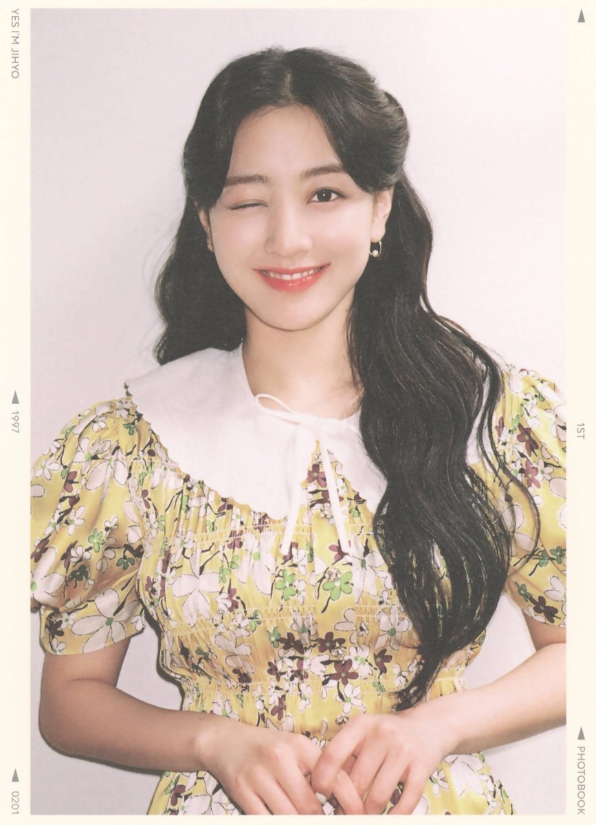 SCAN] Yes, I am Jihyo (1st Photobook) page 100, 101 #지효 #ジヒョ