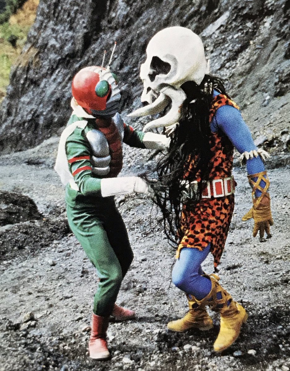 仮面ライダーV3」第35話「キバ男爵最後の変身」よりライダーV3 キバ