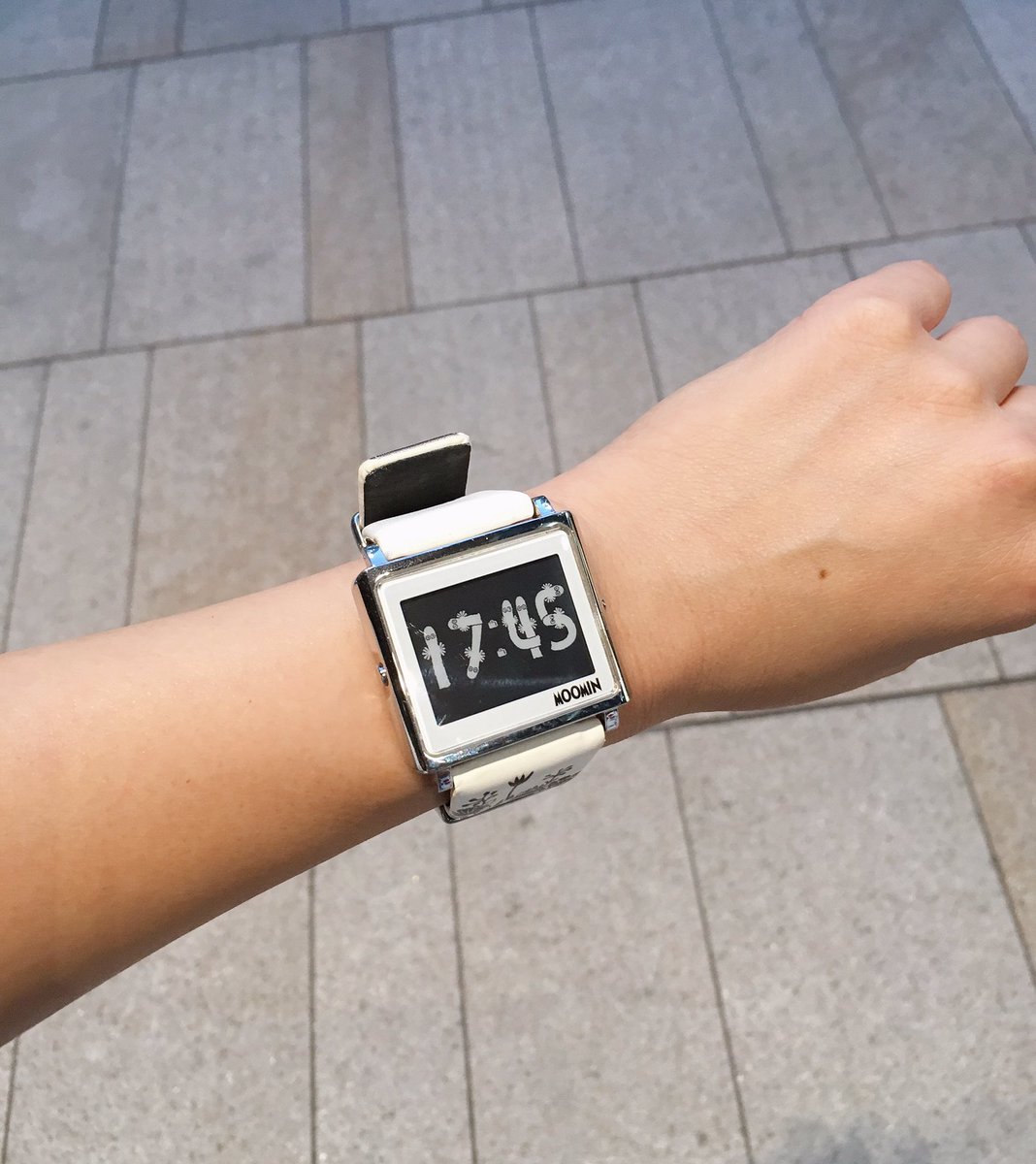 これはタイバニのじゃないけど、スマートキャンバスの電池交換は