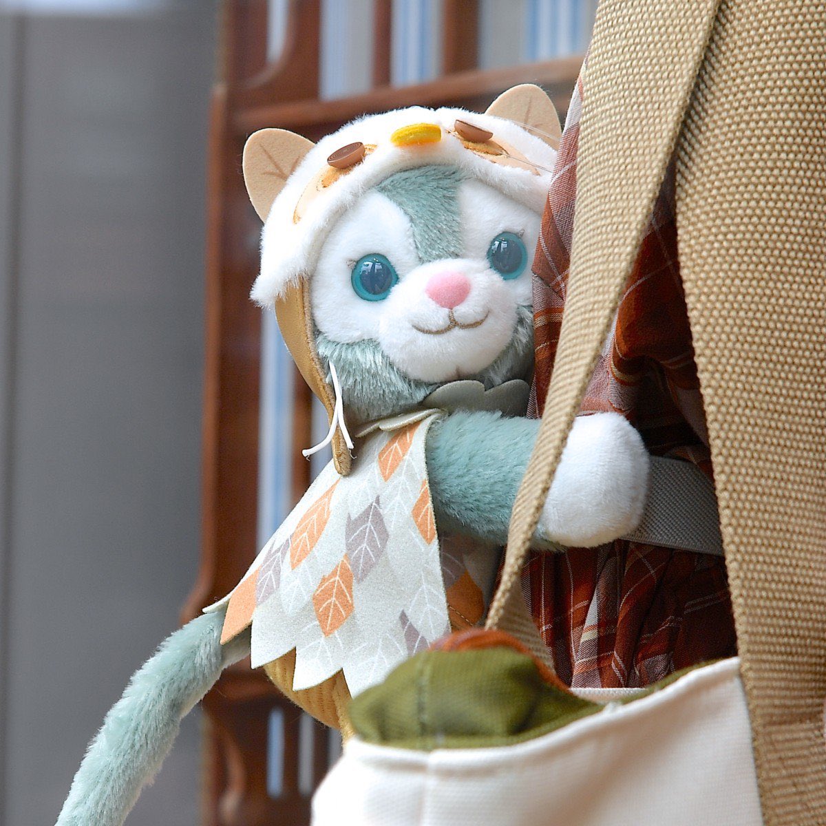 カーテンホルダー&腕にくっつく！ 東京ディズニーシー “ダッフィーたち