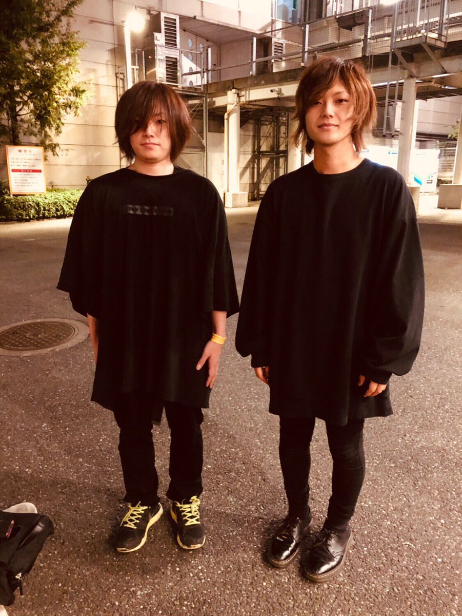 なんかそっくりのお客さんいたんやけど。