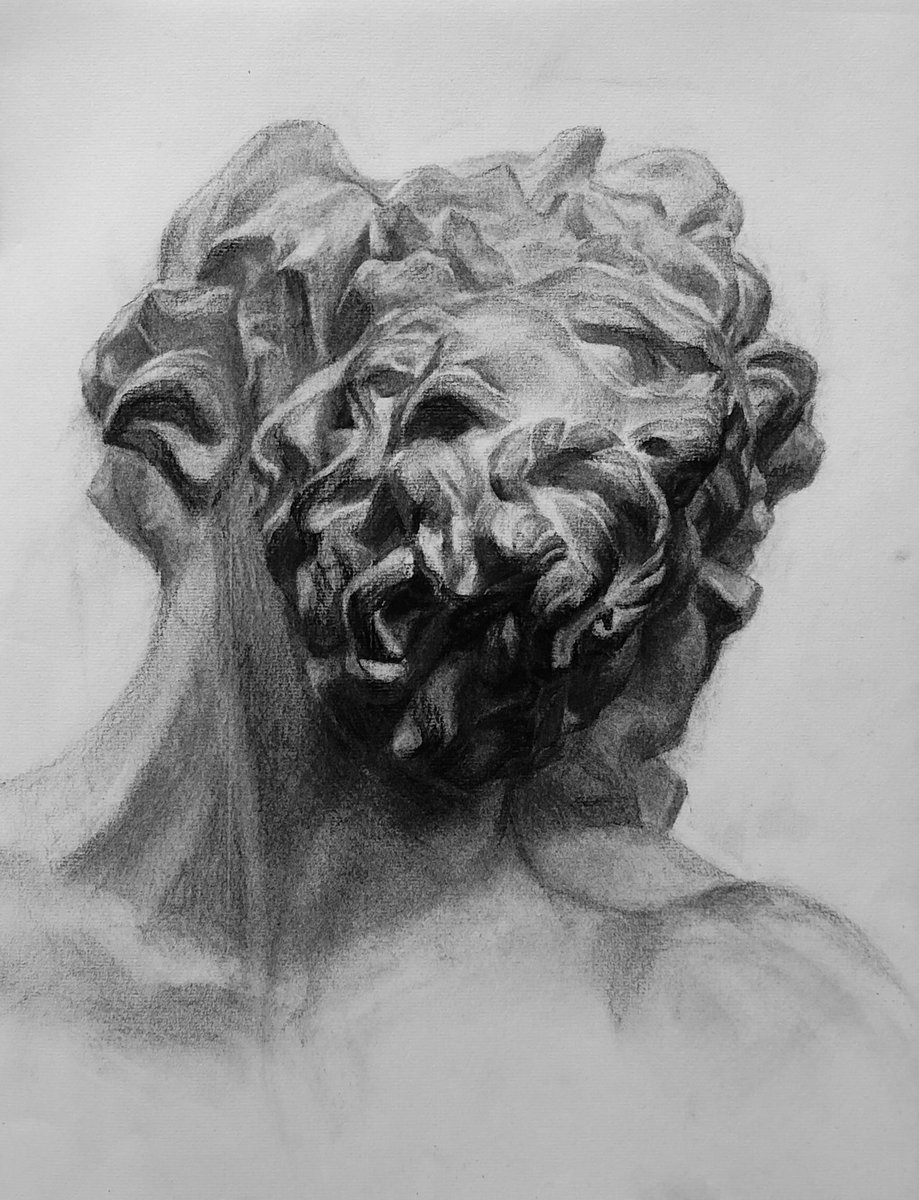 木炭デッサンの習作 石膏像/ラオコーン頭部 受験の時よりは描けるよう