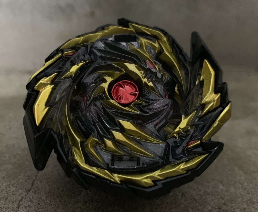 1月15日頃発売のコロコロコミック2月号でマスターディアボロス黒龍Ver