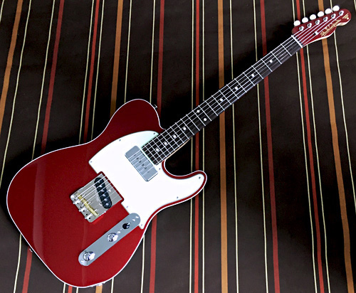 濃厚な赤メタリックを マッチングで塗り上げ ミント・グリーンのPGを