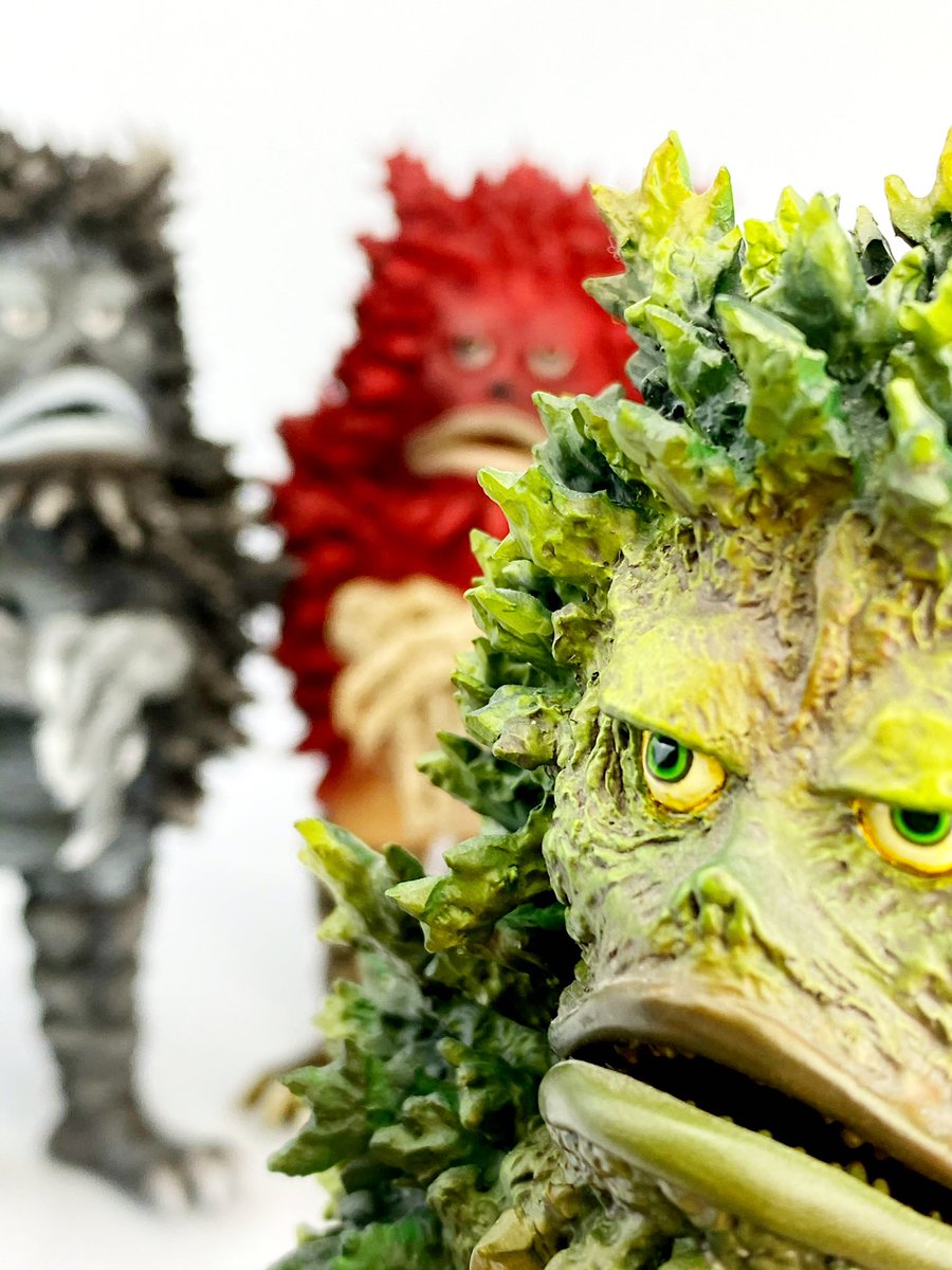 ガラモン3体！ 赤、緑、グレー？ X-PLUS 大怪獣シリーズ ウルトラQ