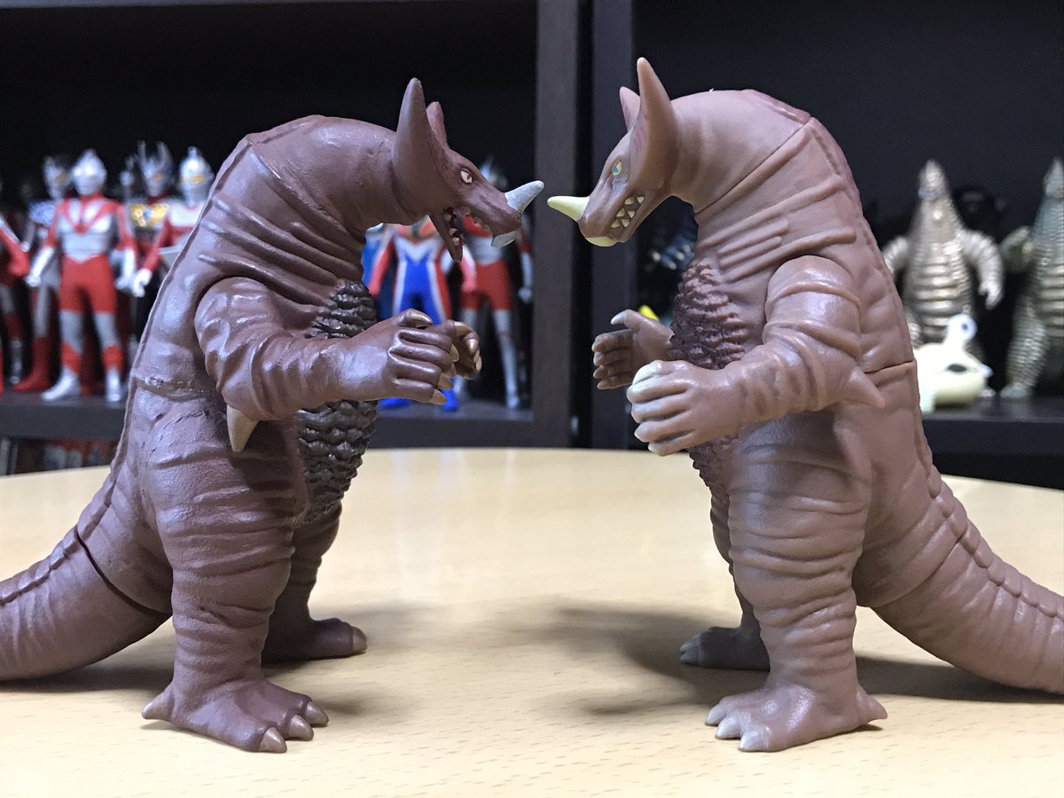 ウルトラ怪獣シリーズ 古代怪獣 ゴモラ(ウルトラ銀河伝説ver.)」 発売