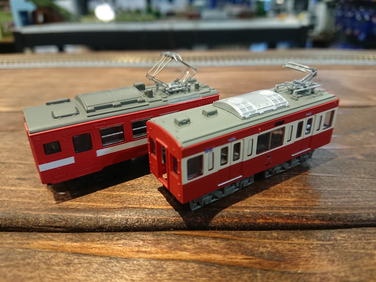 Bトレインショーティー、 純正付属のパンタグラフは可動しませんが、N