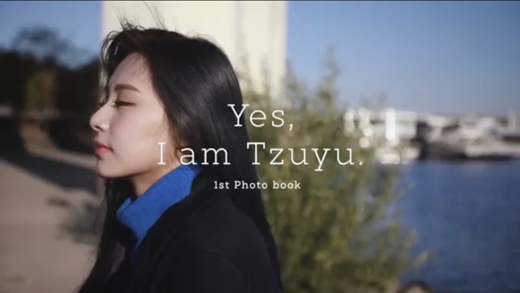 フォトブック Tzuyu. I am Yes, 2冊セット