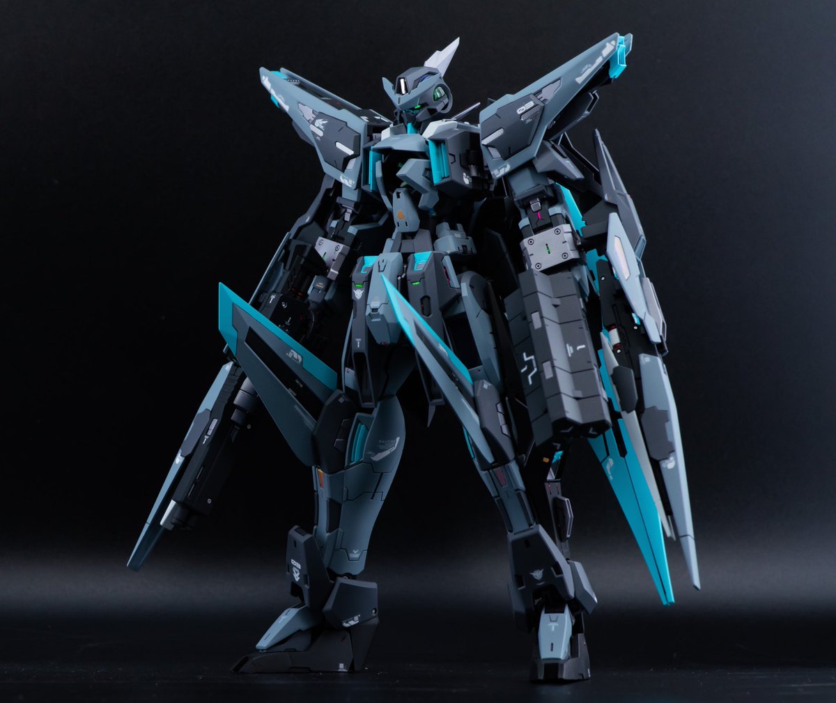 MG 1/100 ガンダムキュリオス・F 完成しました😆 今回はスタイル変更と