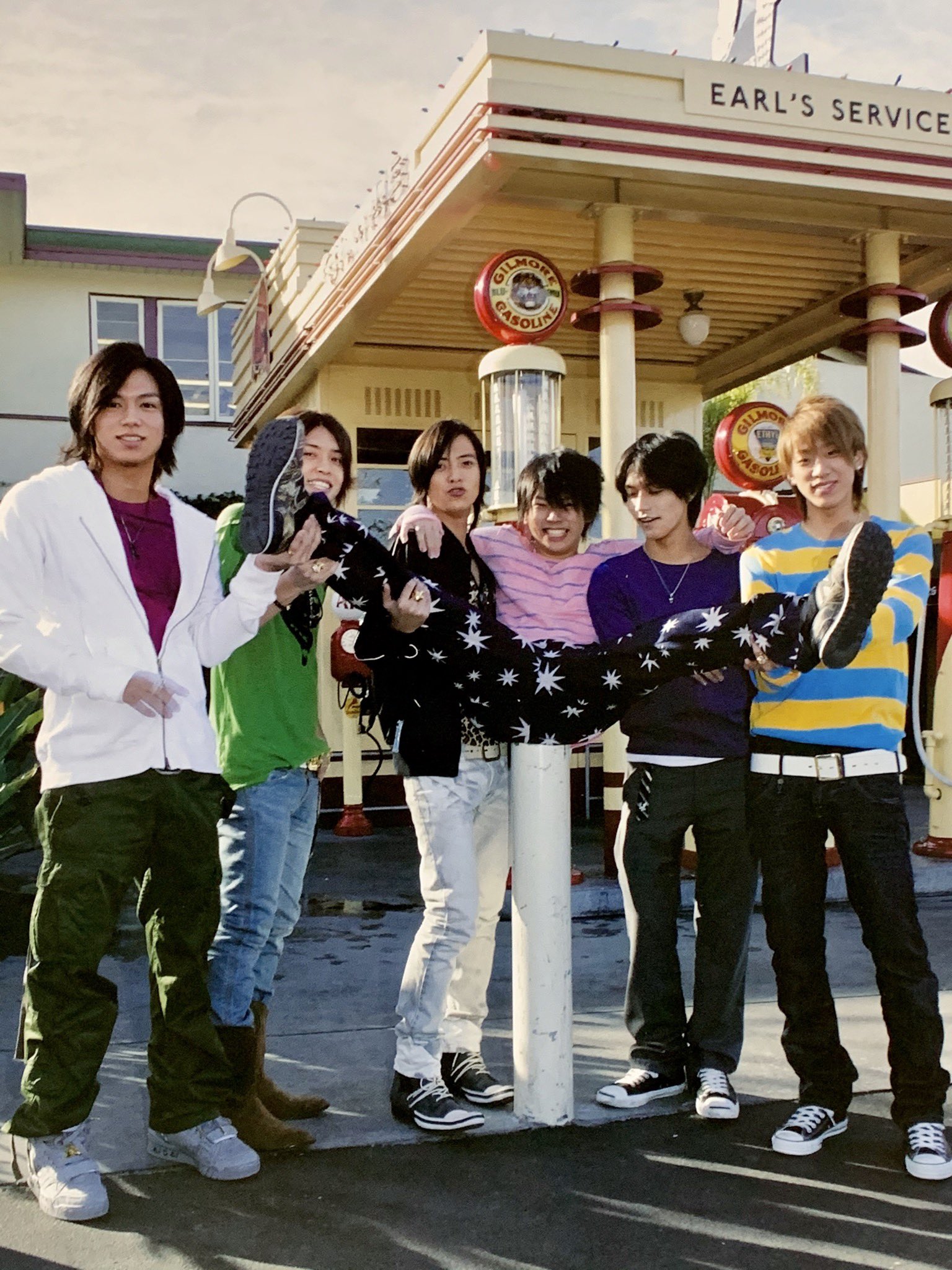 NEWS 公式写真 手越祐也 増田貴久 山下智久 加藤成亮