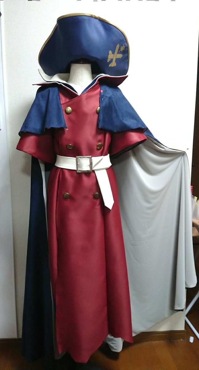制作途中2/ dcst七海龍水 マントの表地つけた。あとは肩防具と武器！