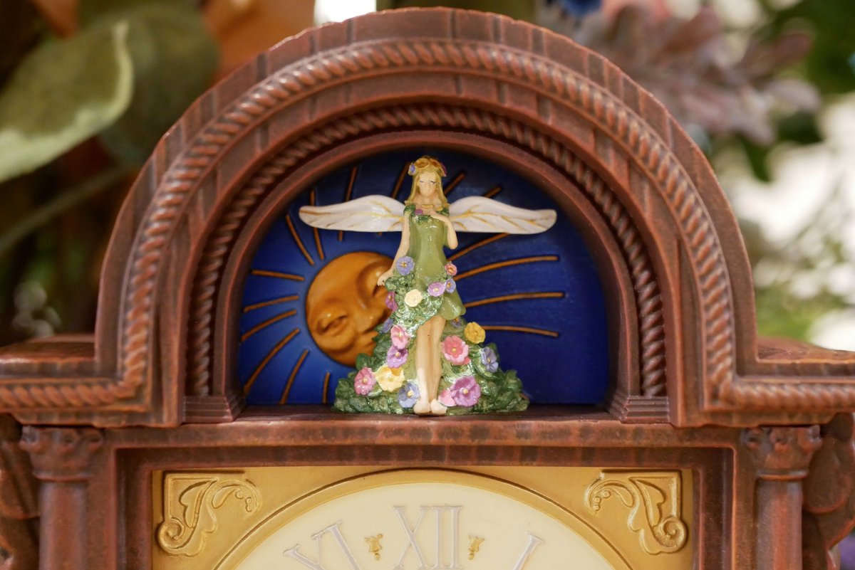 ⭐耳をすませば25th⭐ 作中で雫が地球屋の亭主と出会い、 ドワーフの