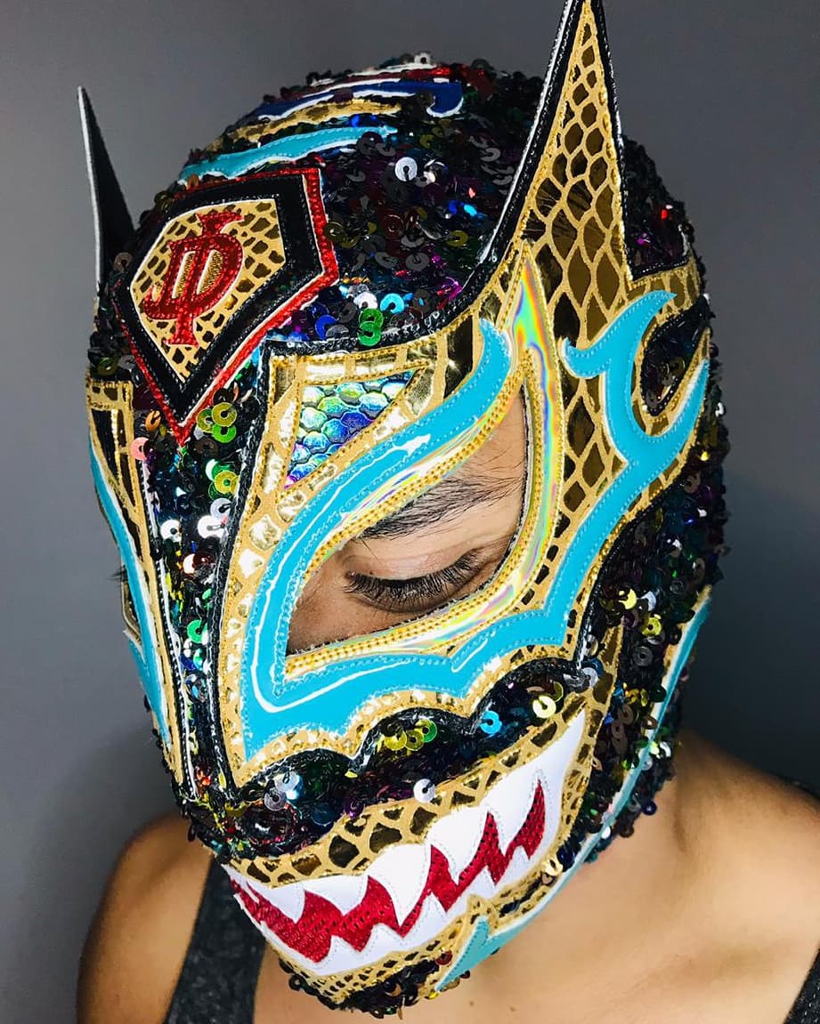 Depredadorinmortal mascara fusionada con volador jr