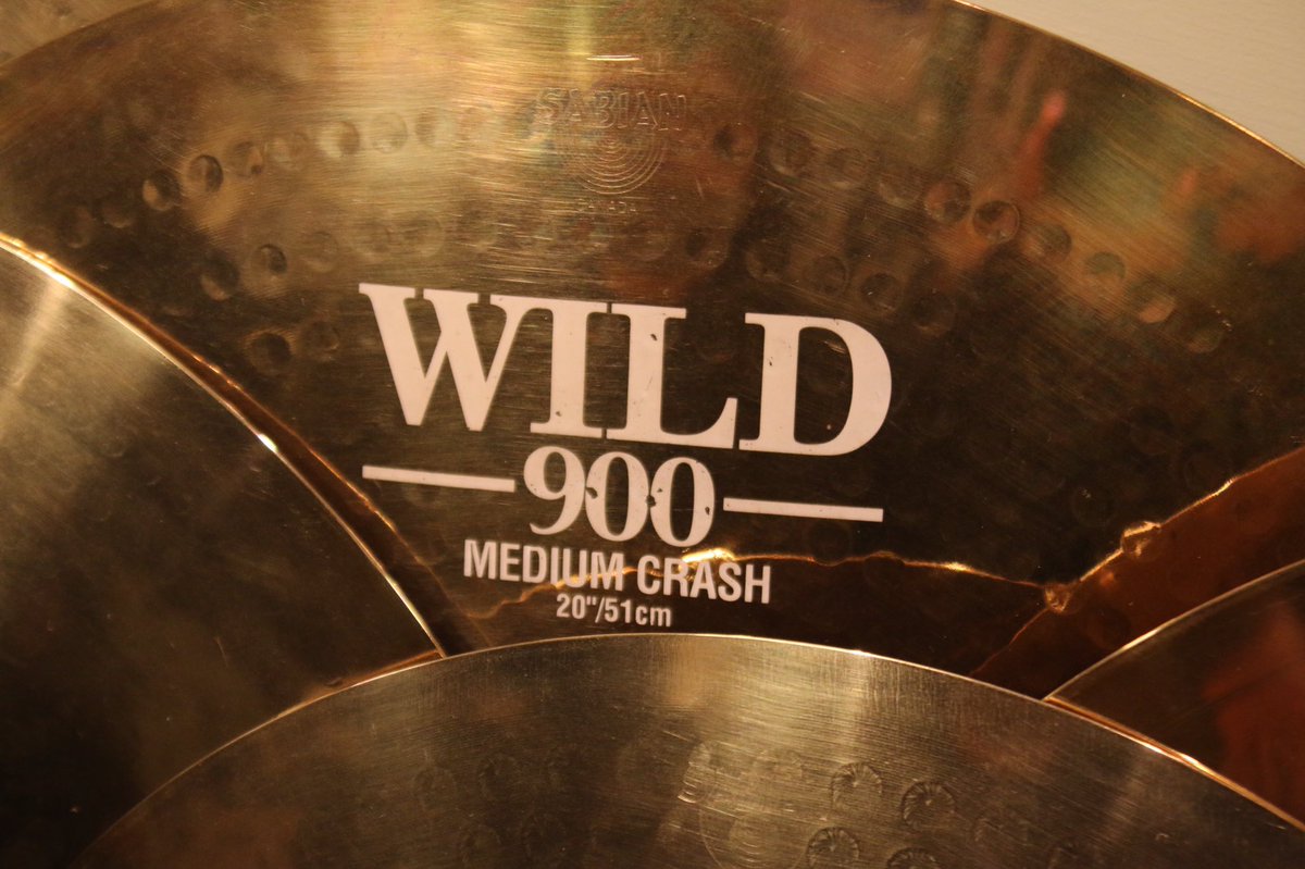 シンバルはPearlとSABIANのコラボした 通称 WILD SABIAN[WILD900]！ ご