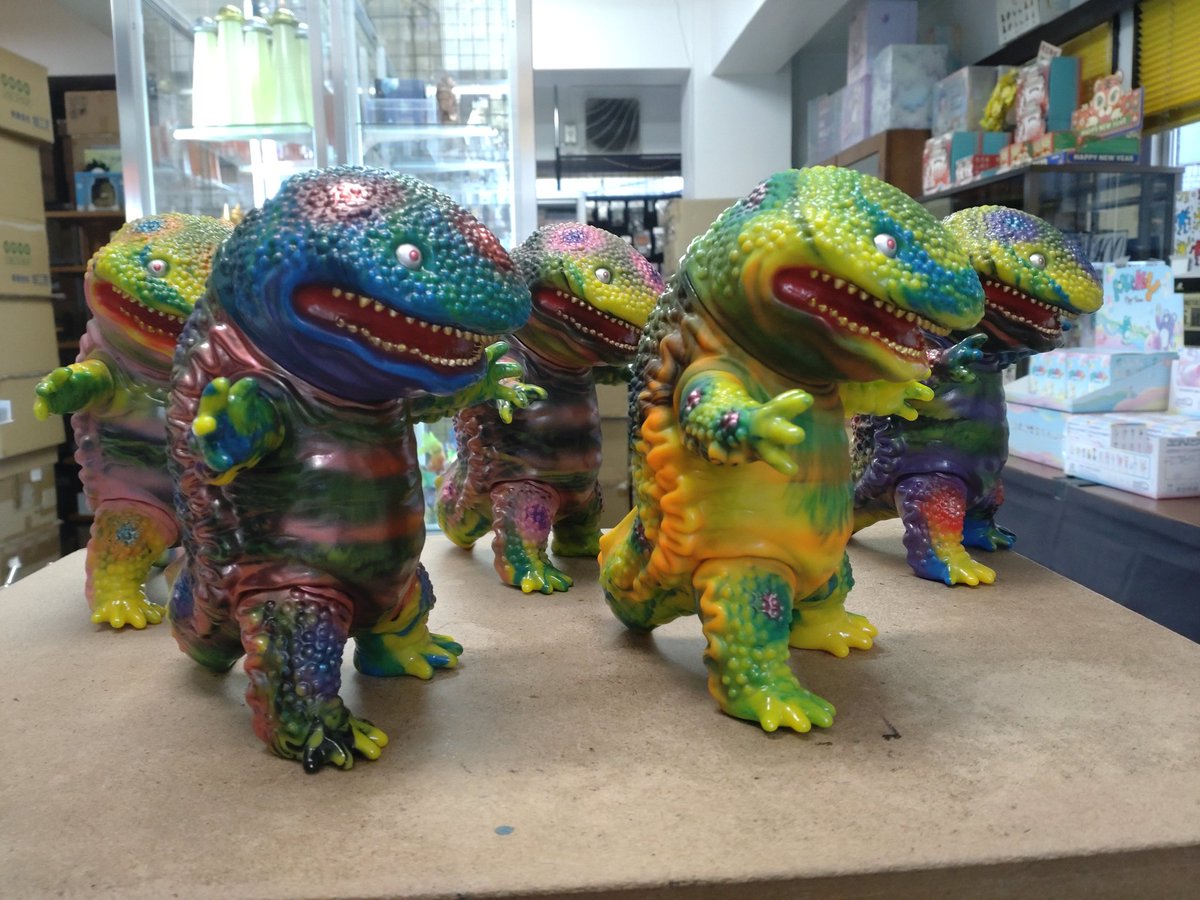 大サンシロー 全五色 こんな適当画像しかなかったが一応あって良かった