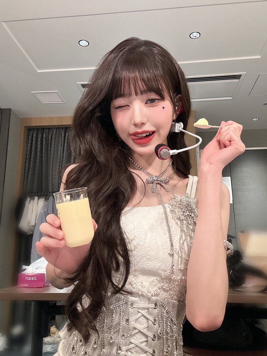 F-_Aw76bsAAX49j.jpg?format=jpg