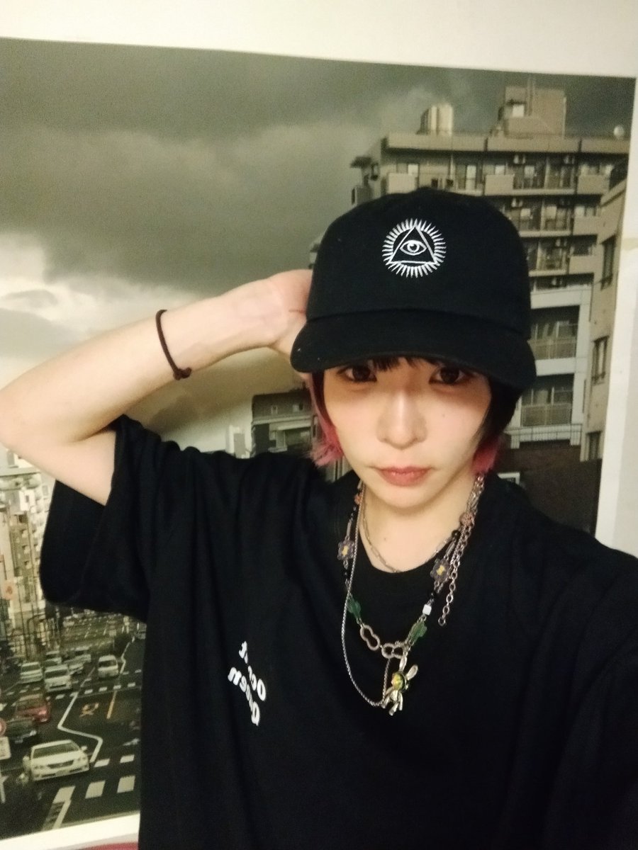 トカナの刺繍キャップが爆誕していました！かっこいい！予約販売で明日