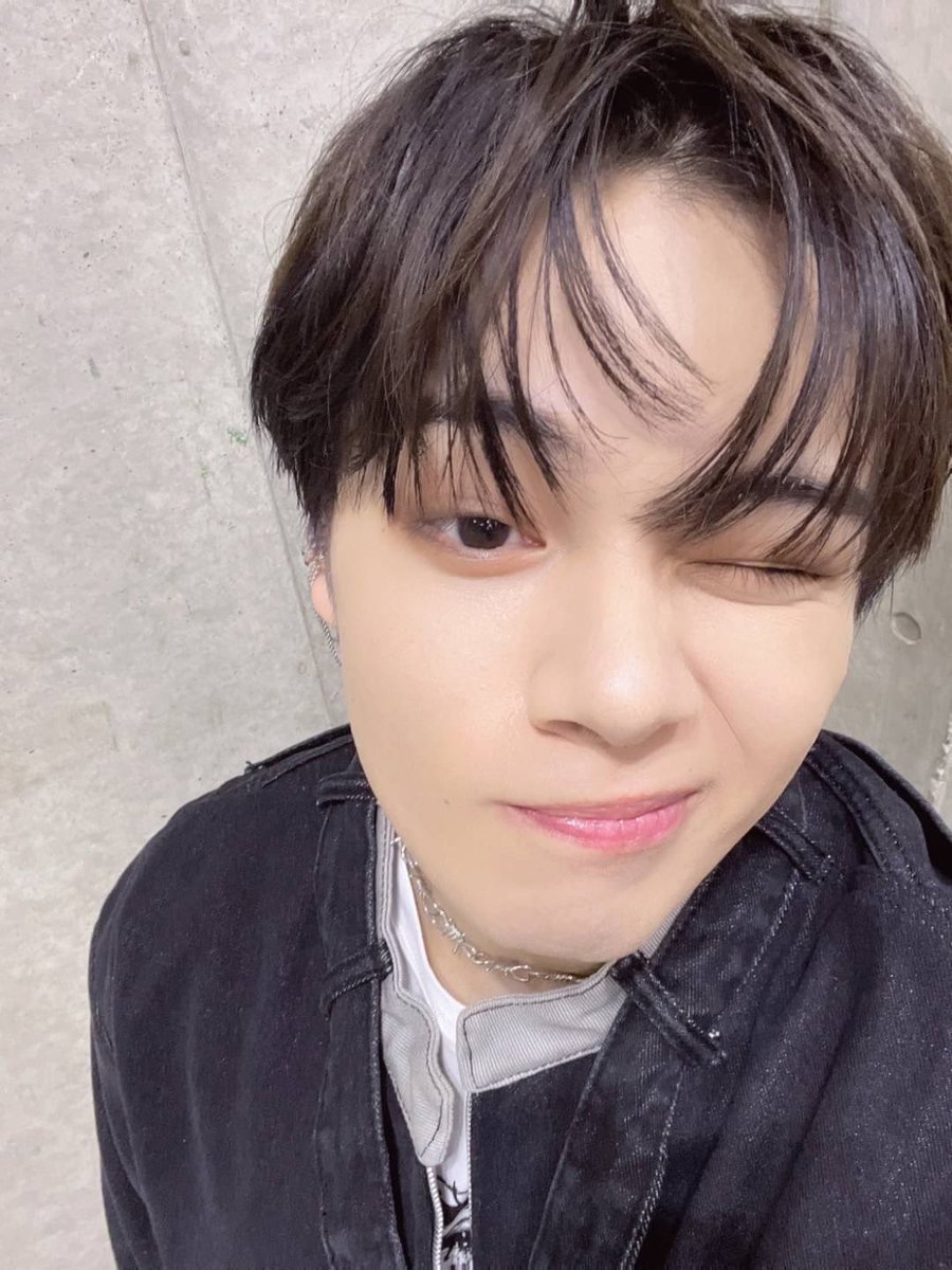 鶴房汐恩] 🖐️と🖐️🖐️と📃 ありがとうございました。 #JO1