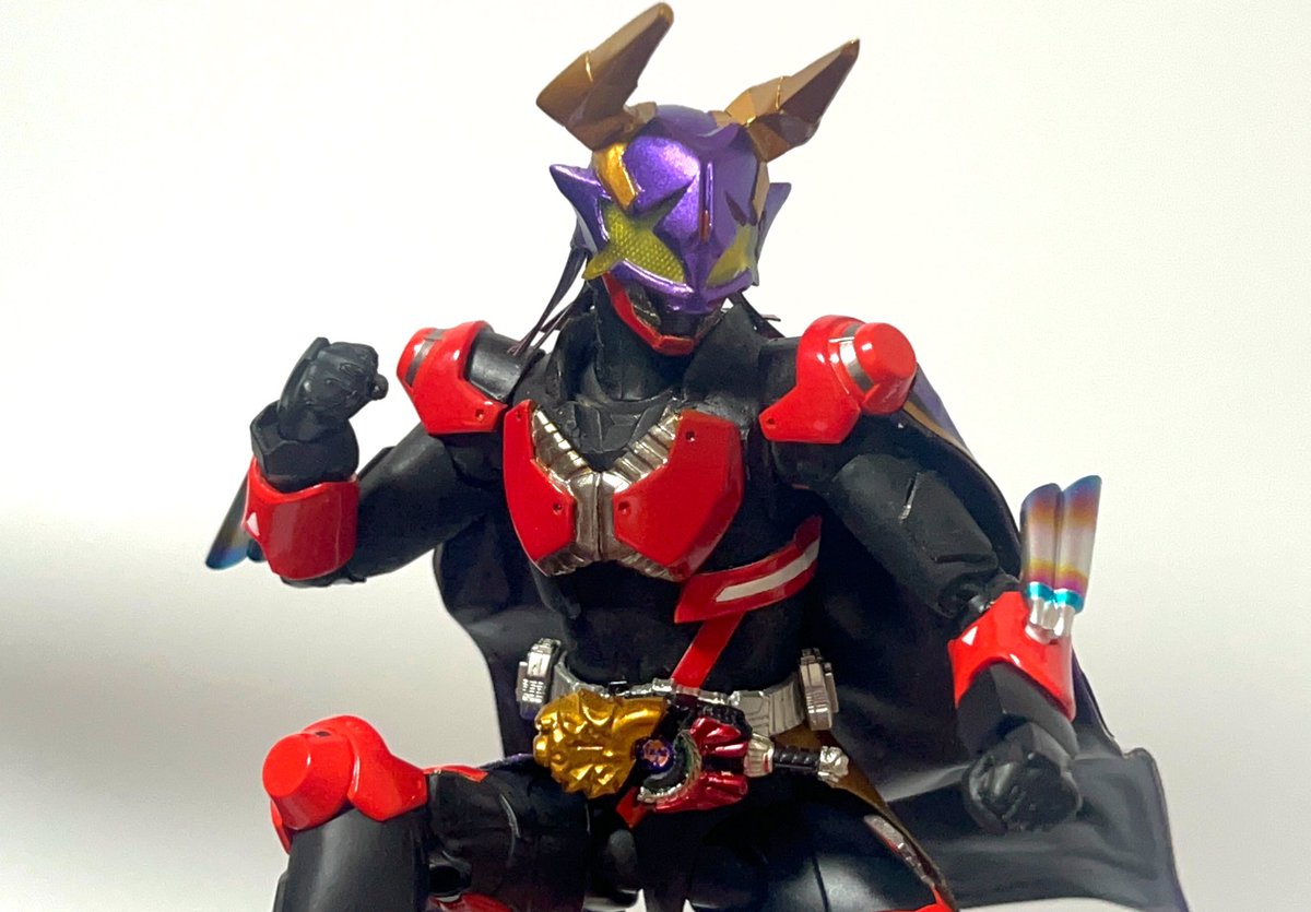 フィギュアーツを改造して、仮面ライダーバッファ フィーバーゾンビ