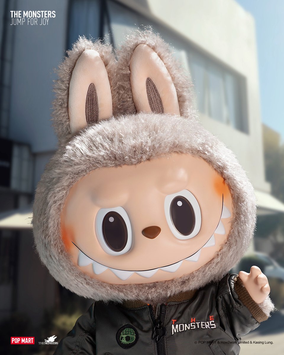 👀 #LABUBU's eyes look right and left, looking for you to play