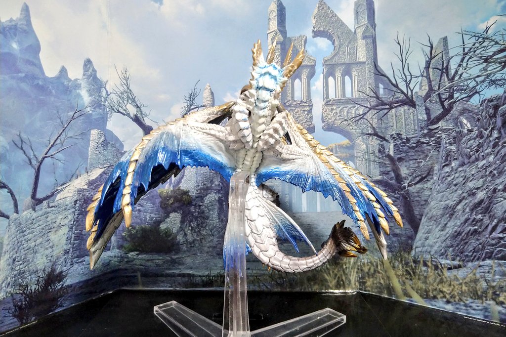 蘇る伝説】原初を刻むメル・ゼナ 一番くじのフィギュアの改造です