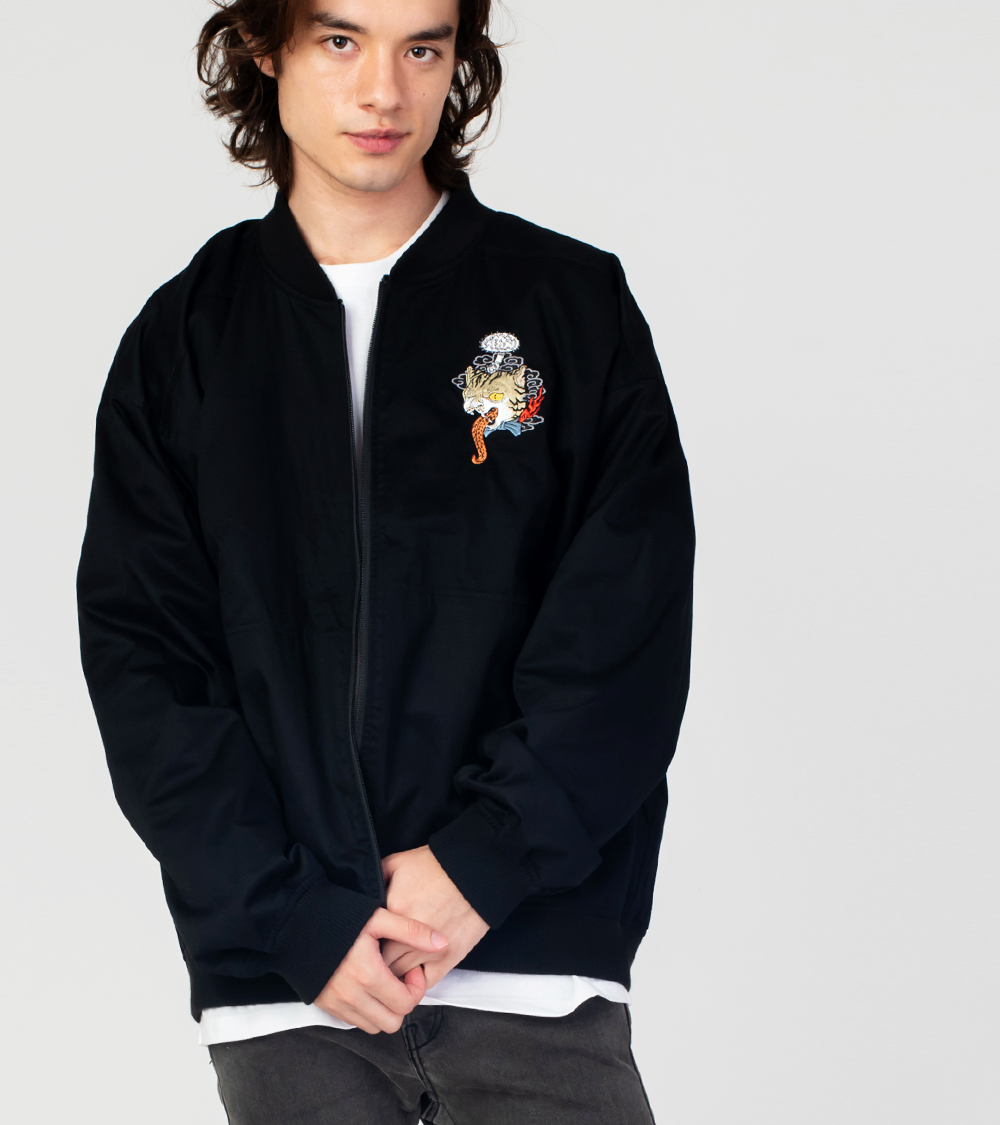 本日発売】絵描き・絵本作家である《石黒亜矢子》最新コラボアイテム