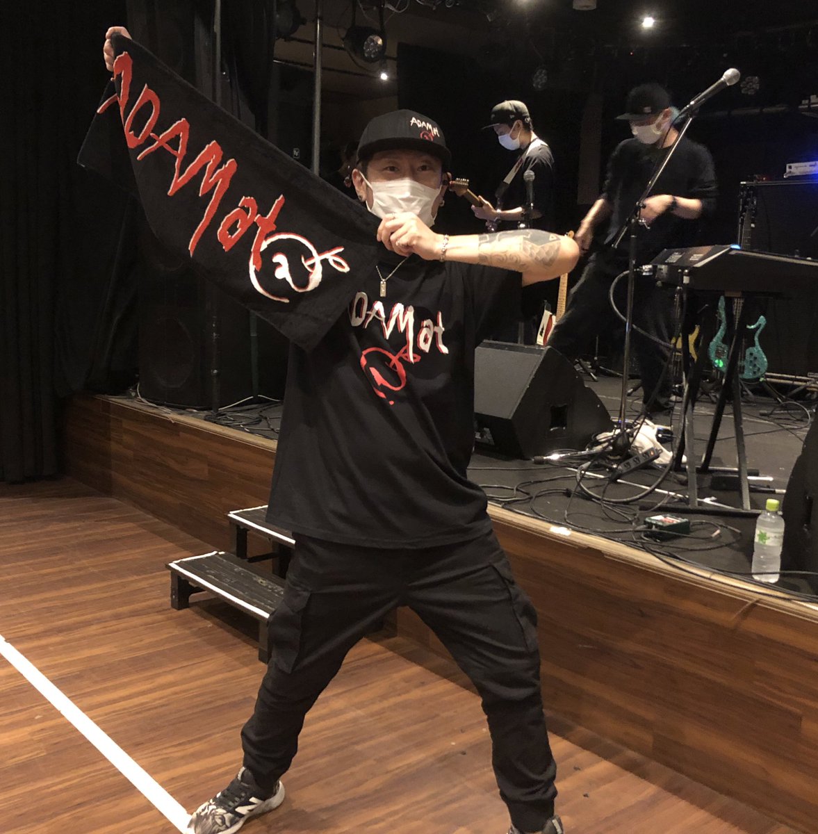 明日からリリースツアー！ 私デザインのロゴTシャツ、キャップ、タオル