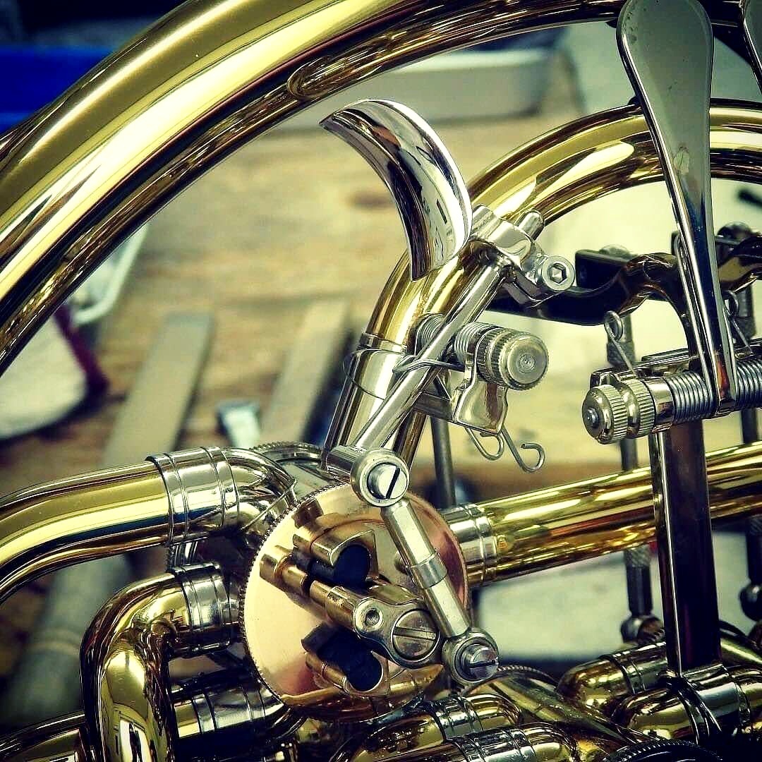 ホルン】ALEXANDER(アレキサンダー)モデル103を愛用の方におすすめ