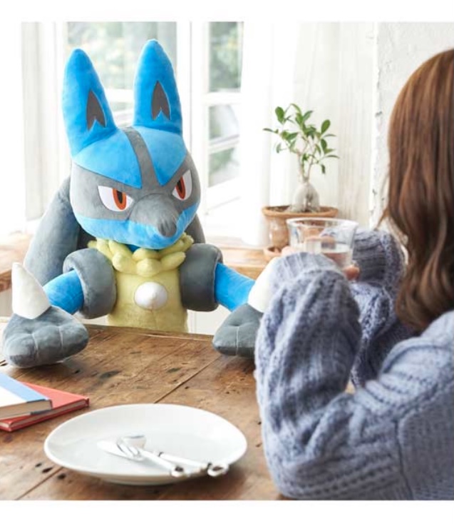 ぬいぐるみ 等身大ルカリオ Lucario Poké Plush - 47 ¼ In. 海外