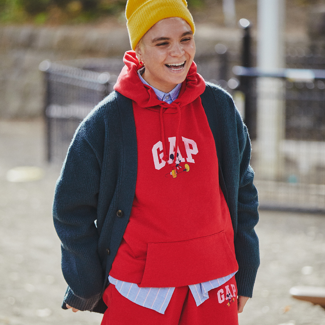 Webマガジン「HOUYHNHNM」が選ぶ10組のおしゃれ親子をスナップ