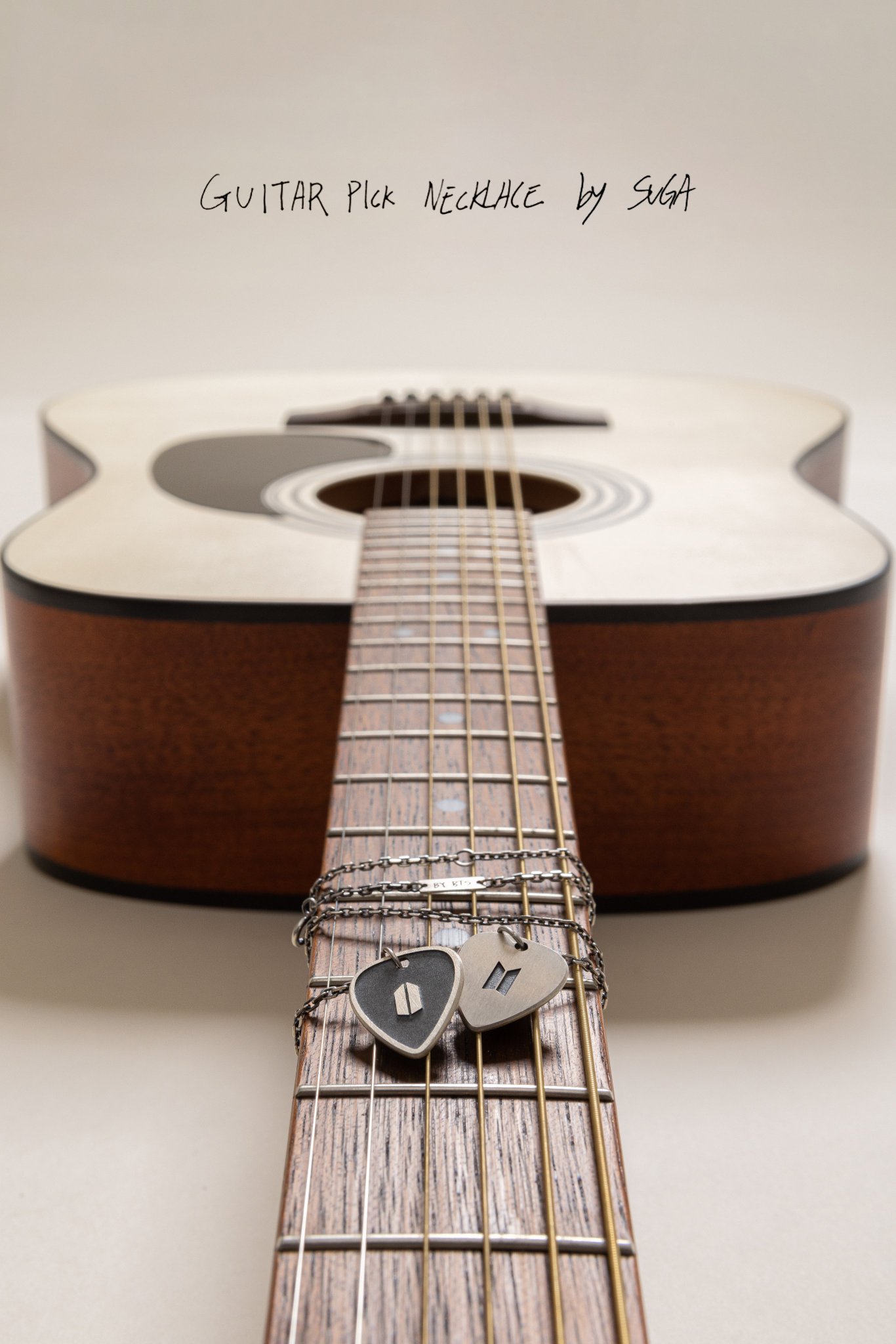 BTS アーティストメイド GUITAR PICK NECKLACE BK SV BTS アーティスト