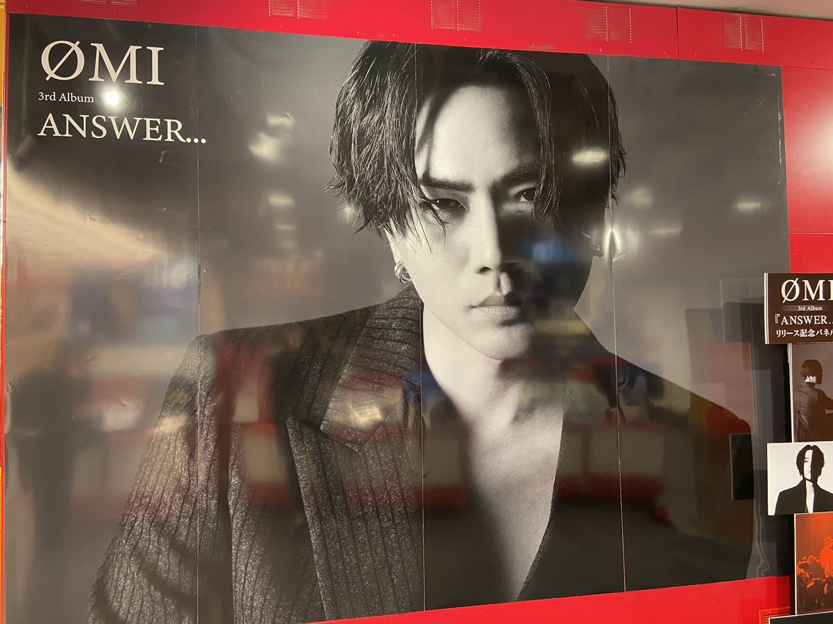ØMI 3rd Album 「ANSWER…」 タワーレコード渋谷店さんでは大展開と