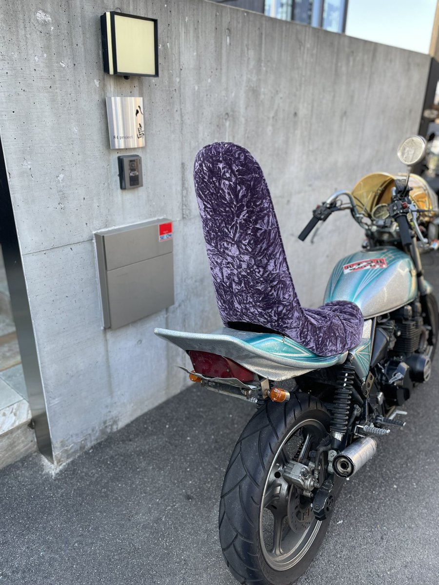 ゼファー チンチラ三段シート👍 拳一個半倒し。55センチ。 K Styleさん