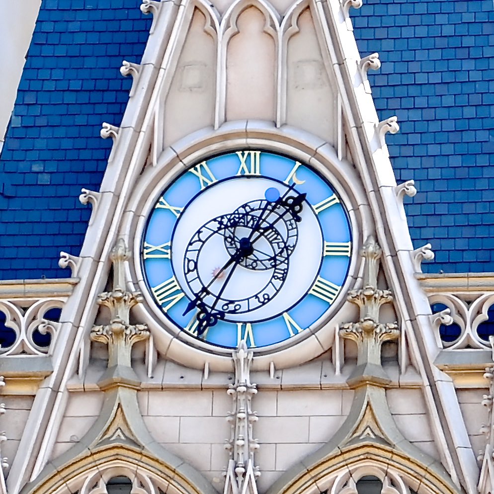 シンデレラ城の時計モチーフ！ 東京ディズニーランド&シー 腕時計