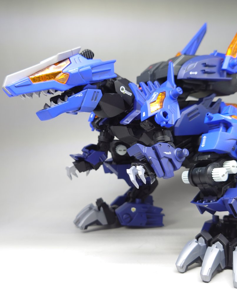 RT @wakki_p: HMMバーサークフューラーを素体に凱龍輝のパーツを