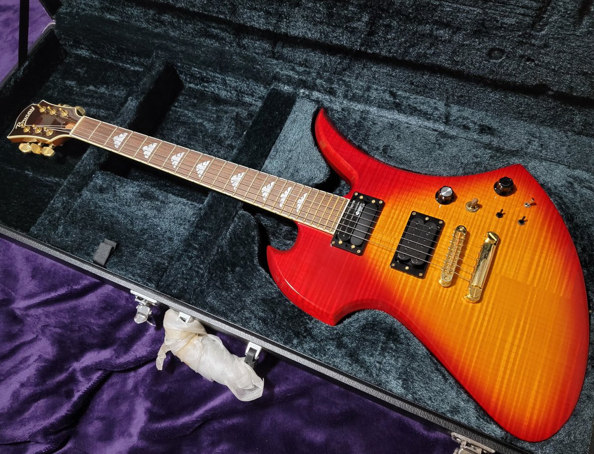 Fernandes hide Signature Model MG-340X CS (Cherry Sunburst