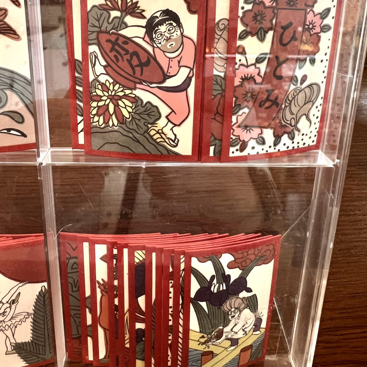 🟣高級ブティックひとみ🟣 京都の伝統工芸品とコラボした京花札。逸品