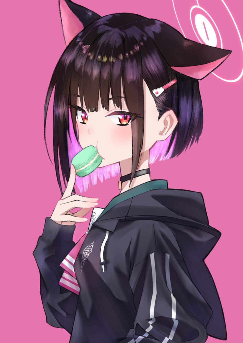 EXでマカロン頬張るの可愛い #ブルアカ #杏山カズサ