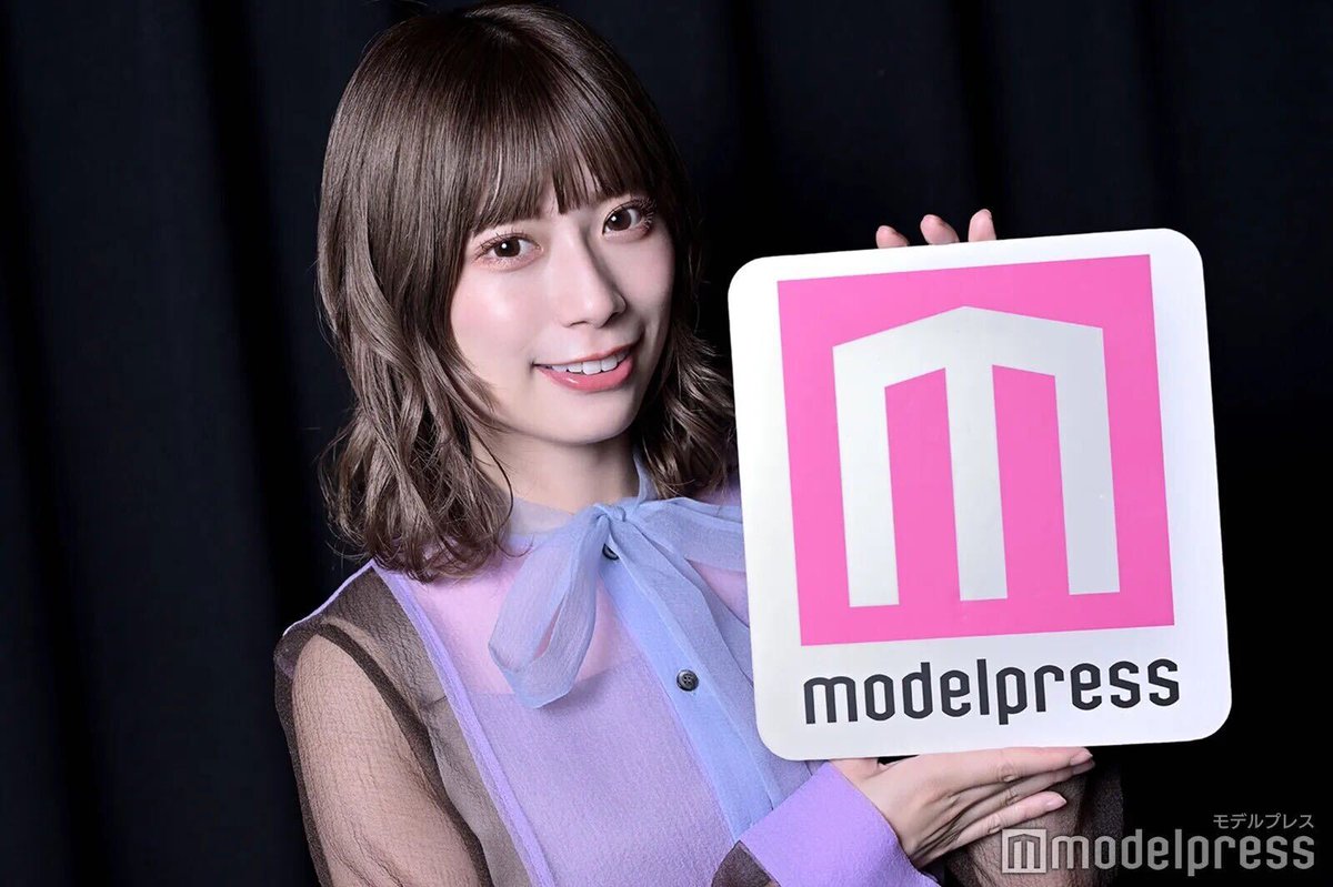 フォロー＆リツイート✨】 #日向坂46 #東村芽依 さんサイン入りチェキ