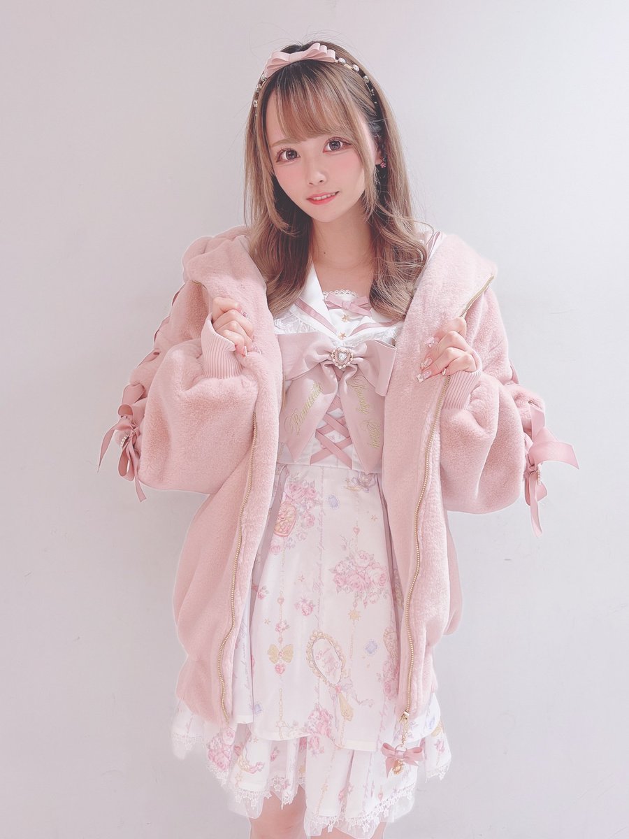 ⋆♡ 𝐿𝐼𝑍 𝐿𝐼𝑆𝐴 ♡ ｡⋆ 新宿ALTA🎀おすすめitem *⑅︎୨୧